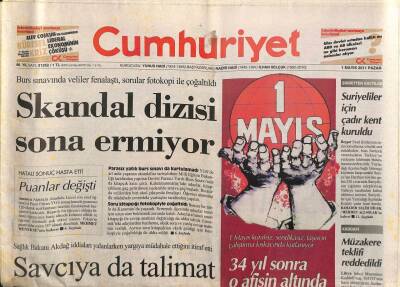 Cumhuriyet Gazetesi 1 Mayıs 2011 - Zeki Müren Müzesi Şarkılara Emanet - Suriyeliler İçin Çadır Kent Kuruldu GZ96362 - 1