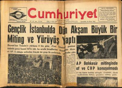 Cumhuriyet Gazetesi 10 Ekim 1962 - Gençlik İstanbulda Dün Akşam Büyük Bir Miting Ve Yürüyüş Yaptı GZ122536 - 1