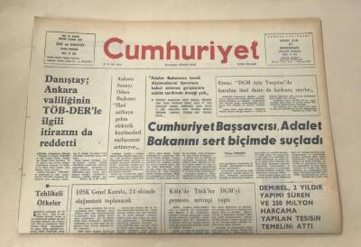 Cumhuriyet Gazetesi 10 Ekim 1976 GZ937 - 1