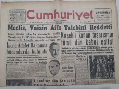 Cumhuriyet Gazetesi 11 Haziran 1957 - Meclis Vaizin Affı Talebini Reddetti GZ71909 - 1