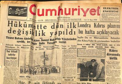 Cumhuriyet Gazetesi 11 Mayıs 1958 - Sovyetler Afrikayı Fethetme Yolunda ! - Lübnanda Amerika Aleyhinde Nümayiş GZ120438 - 1
