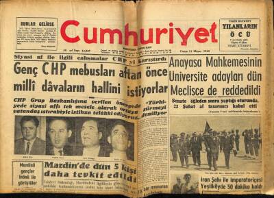 Cumhuriyet Gazetesi 11 Mayıs 1962 - İran Şahı İle İmparatoriçesi Yeşilköyde 50 Dakika Kaldı GZ69560 - 1