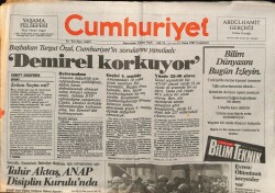 Cumhuriyet Gazetesi 11 Nisan 1987 - Üniversitede Tarih Vurgunu GZ60733 - 2