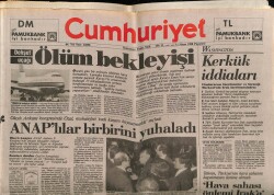 Cumhuriyet Gazetesi 11 Nisan 1988 - Kaçırılan Kuveyt Uçağı Ve Ölüm Bekleyişi GZ61206 - 1
