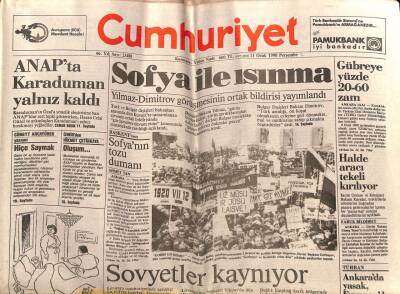 Cumhuriyet Gazetesi 11 Ocak 1990 - ANAPta Karaduman Yalnız Kaldı GZ72496 - 2