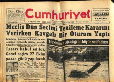 Cumhuriyet Gazetesi 12 Eylül 1957 - Türkiyenin Uğradığı En Büyük Sel Felaketi GZ59321 - 1