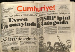 Cumhuriyet Gazetesi 12 Eylül 1987 - 1 Milyarı Yel Üfürdü Sel Götürdü GZ62239 - 2