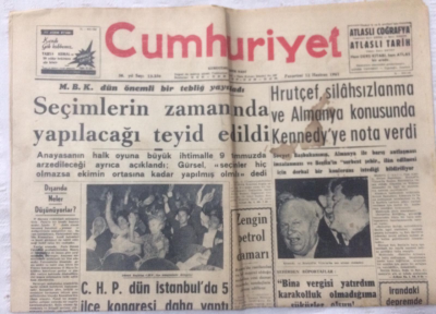 Cumhuriyet Gazetesi 12 Haziran 1961 - Hrutçef, Silahsızlanma Ve Almanya Konusunda Kennedyye Nota Verdi - GZ19405 - 1