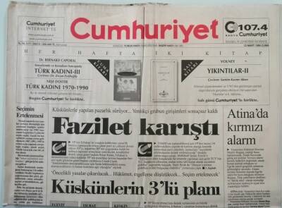 Cumhuriyet Gazetesi 12 Mart 1999 Kosovada Savaş Ve Barış Çizgisi - GZ44887 - 2