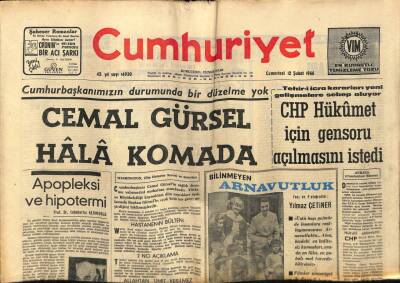 Cumhuriyet Gazetesi 12 Şubat 1966 - Cemal Gürsel Hala Komada GZ61850 - 2
