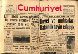 Cumhuriyet Gazetesi 13 Ağustos 1960 - Bayarın Evinde 1 Sandık Ayakkabı Ve 50 Bavul Elbise Bulundu GZ70173 - 2