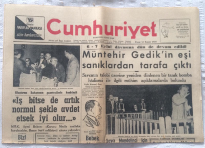 Cumhuriyet Gazetesi 13 Kasım 1960 - Müntehir Gedikin Eşi Sanıklardan Tarafa Çıktı - GZ19351 - 1