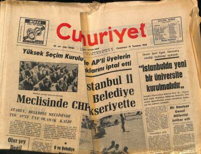 Cumhuriyet Gazetesi 13 Temmuz 1968 - Emniyet Genel Müfettişi İntihar Etti GZ79770 - 1