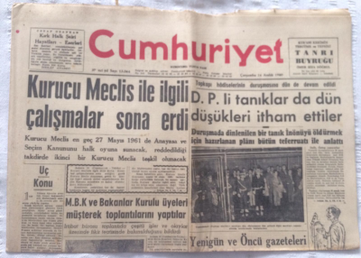 Cumhuriyet Gazetesi 14 Aralık 1960 - D.PLİ Tanıklarda Dün Düşükleri İtham Ettiler - GZ19354 - 1