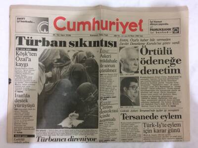 Cumhuriyet Gazetesi 14 Mart 1989 - Gölcük Askeri Tersanesinde İşçiler İşi Yavaşlattı GZ73249 - 1