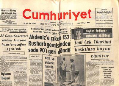 Cumhuriyet Gazetesi 14 Mayıs 1968 - Fransada 10 Milyon İşçi Greve Başladı GZ84950 - 1