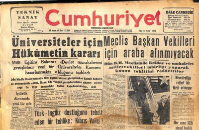 Cumhuriyet Gazetesi 14 Ocak 1958 - Ceyhanın Taşması İle 1 Milyon Dönüm Ekili Arazi Su Altında Kaldı GZ120353 - 1