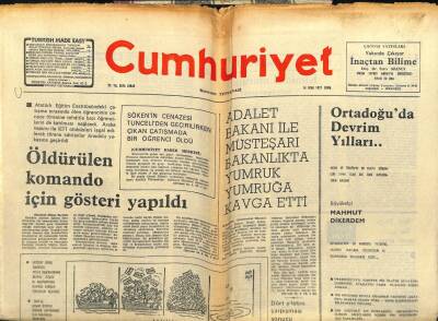Cumhuriyet Gazetesi 14 Ocak 1977 - Ahmet Sökenin Cenazesi GZ103041 - 1