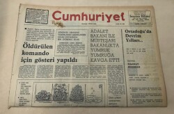 Cumhuriyet Gazetesi 14 Ocak 1977 GZ1148 - 2