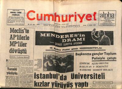 Cumhuriyet Gazetesi 14 Şubat 1969 - İstanbulda Üniversiteli Kızlar Yürüyüş Yaptı - İnönü Demirele Cevap Verdi GZ96985 - 1