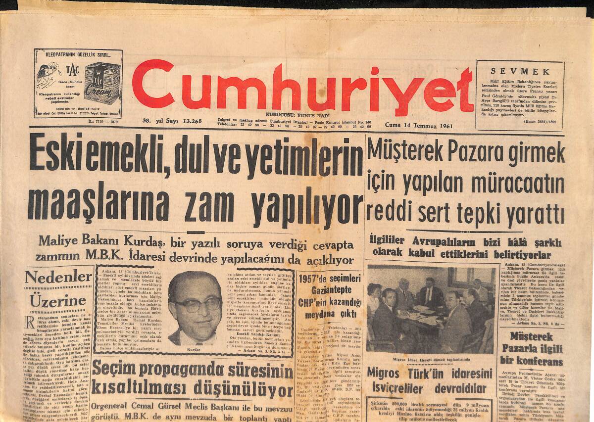 Cumhuriyet Gazetesi 14 Temmuz 1961 - Maaşlara Zam Yapılıyor - İnönü Seçimleri Çok Yakında Yapacağız Dedi GZ132717 - 1