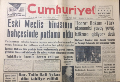 Cumhuriyet Gazetesi 15 Mart 1961 - Eski Meclis Binasının Bahçesinden Patlama Oldu - GZ12590 - 2