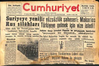 Cumhuriyet Gazetesi 15 Ocak 1958 - Suriyeye Yeni Rus Silahları - Turistik Tüccar Kulübü Kapatıldı GZ120354 - 1