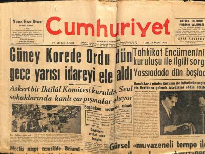 Cumhuriyet Gazetesi 16 Mayıs 1961 - Güney Korede Ordu Gece Yarası İdareyi Ele Aldı GZ103129 - 1