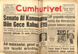 Cumhuriyet Gazetesi 17 Ekim 1962 - Senato Af Kanununu Dün Gece Kabul Etti GZ103260 - 1