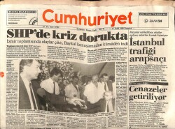 Cumhuriyet Gazetesi 17 Eylül 1990 - SHPde Kriz Dorukta GZ65095 - 1
