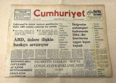Cumhuriyet Gazetesi 18 Ekim 1975 GZ1660 - 2