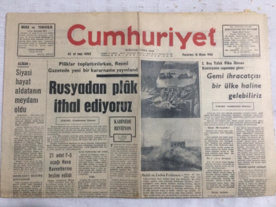Cumhuriyet Gazetesi 18 Nisan 1966 - Rusyadan Plak İthal Ediyoruz - GZ19242 - 1