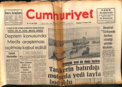 Cumhuriyet Gazetesi 19 Kasım 1966 - Tankerin Batırdığı Motorda 7 Tayfa Boğuldu GZ103133 - 2