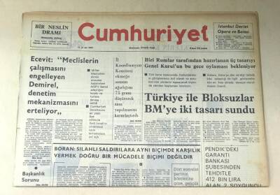 Cumhuriyet Gazetesi 19 Kasım 1975 GZ748 - 1