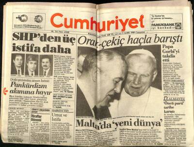 Cumhuriyet Gazetesi 2 Aralık 1989 - Papa Gorbiyi Takdis Etti GZ65125 - 1