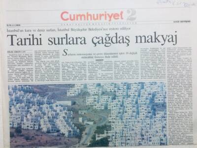 Cumhuriyet Gazetesi 2 Eki - 18 Eylül 1993 - Tarihi Surlara Çağdaş Makyaj GZ41854 - 1