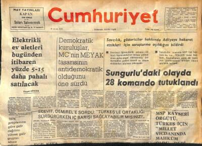 Cumhuriyet Gazetesi 2 Şubat 1976 - Sungurludaki Olayda 28 Komando Tutuklandı - Angolada Savaş ve Çocuklar GZ122060 - 1