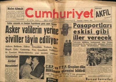 Cumhuriyet Gazetesi 2 Temmuz 1962 - Pasaportları Eskisi Gibi İller Verecek - Salanı Yeniden Muhakeme Edecek Olan Heyetin Başkanı İntihar Etti GZ98188 - 1