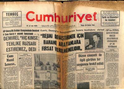Cumhuriyet Gazetesi 20 Kasım 1966 - Ecevit Rejimi Değiştirmek İçin Bahane Arayanlara Fırsat Verilmemelidir GZ103140 - 2