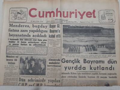 Cumhuriyet Gazetesi 20 Mayıs 1957 - Adnan Menderes Buğday Fiyatına Zam Yapıldığını Açıkladı GZ71904 - 1