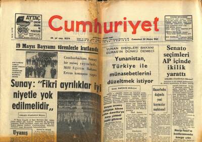 Cumhuriyet Gazetesi 20 Mayıs 1967 - Necip Fazılın Konferansında Kavga Çıktı GZ85352 - 1
