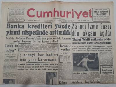 Cumhuriyet Gazetesi 21 Ağustos 1956 - Banka Kredileri Yüzde Yirmi Nisbetinde Arttırıldı GZ71898 - 1