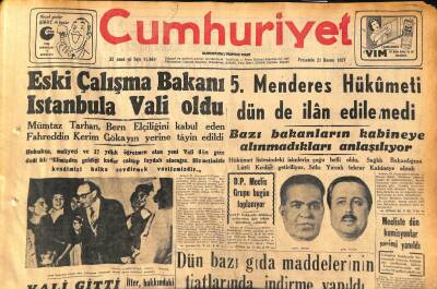 Cumhuriyet Gazetesi 21 Kasım 1957 - Ulvi Yenal Emlâk Ve Kredi Bankası Umum Müdürü Oldu - Eski Çalışma Bakanı İstanbula Vali Oldu GZ119712 - 1