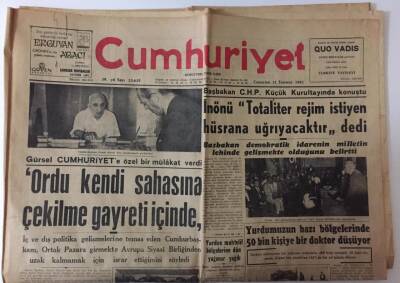 Cumhuriyet Gazetesi 21 Temmuz 1962 - Gürsel Ordu Kendi Sahasına Çekilme Gayreti İçinde GZ26438 - 1