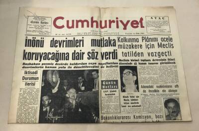 Cumhuriyet Gazetesi 22 Ekim 1962 GZ884 - 1