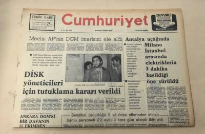 Cumhuriyet Gazetesi 22 Eylül 1976 GZ922 - 1