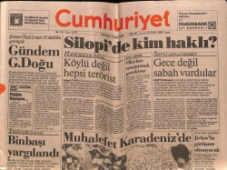Cumhuriyet Gazetesi 22 Eylül 1989 - Papandreu İçin Zorlu Günler GZ60744 - 1