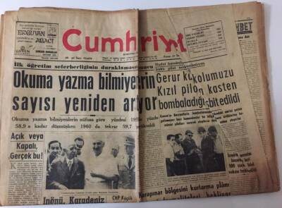 Cumhuriyet Gazetesi 22 Temmuz 1962 - Okuma Yazma Bilmeyenlerin Sayısı Yeniden Arıyor GZ26452 - 1