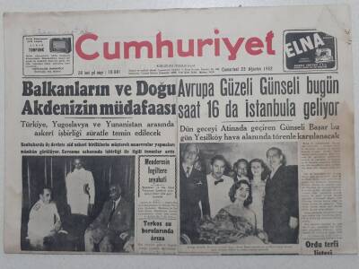 Cumhuriyet Gazetesi - 23 Ağustos 1952 - Avrupa Güzeli Günseli Bugün Geliyor GZ112909 - 1