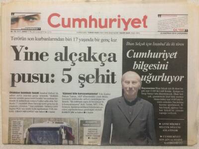 Cumhuriyet Gazetesi 23 Haziran 2010 - Cumhuriyet Bilgesi İlhan Selçuku Uğurluyor GZ50400 - 1